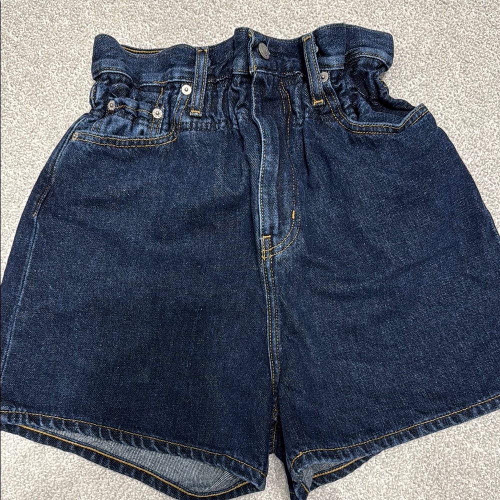 Ganni and Levi’s collab Blue Jean Shorts High-Waisted Paperbag Style-25